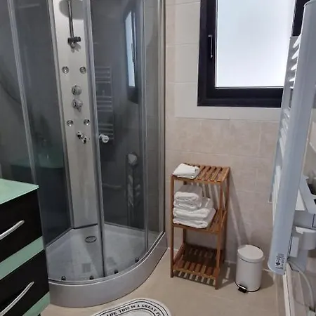 T2 Rez De Le Port Miou Apartment *